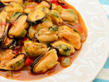 Mussels-saganaki