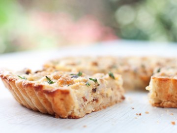 Pumpkin Flammkuchen (cheese pie)