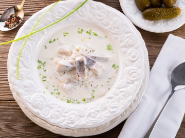 Herring in cream sauce