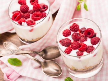 Raspberries with crispy crust