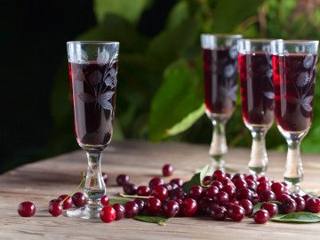 Cherry liqueur with Amaretto